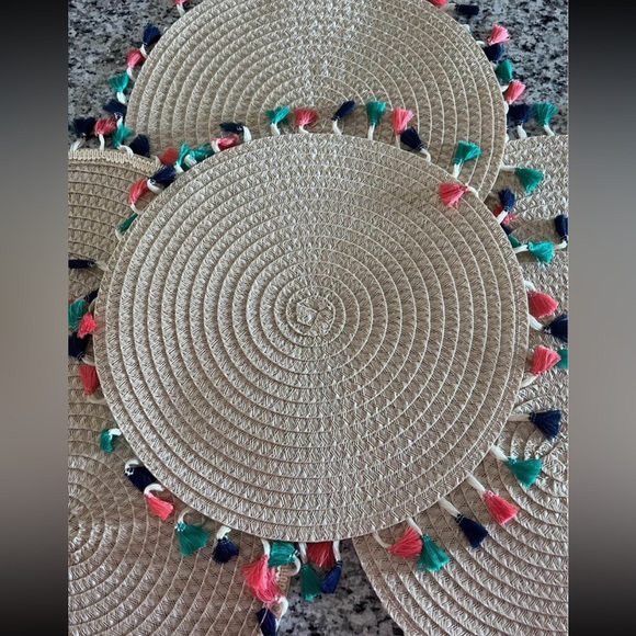 🔥 Tassel Placemats (6) - Picture 2 of 4